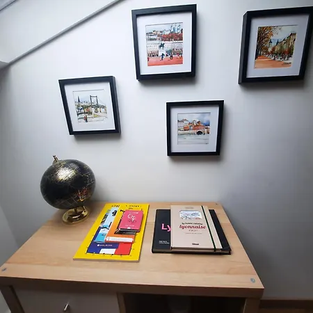 Grand Proche Metro Avec Climatisation Apartment *